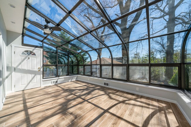 4 Season Sun Room - 657 Amboy Ave