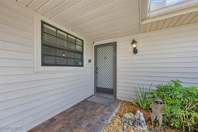 Foto del edificio - 6654 Tannin Ln