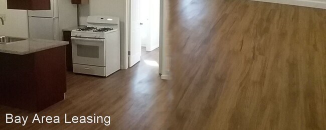 Building Photo - 1 br, 1 bath Apartment - 2522 35th Avenue