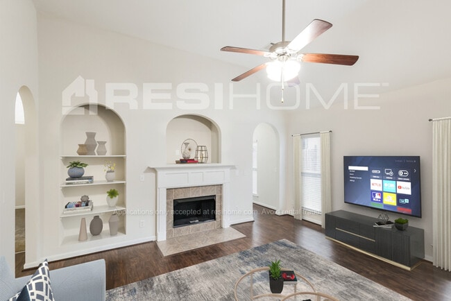 Building Photo - 6549 Southern Trace Dr