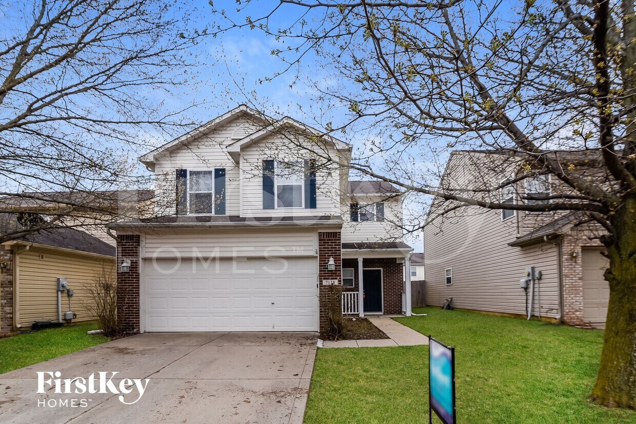 Foto principal - 7138 Parklake Pl