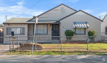 Building Photo - 9920 Hesket Rd