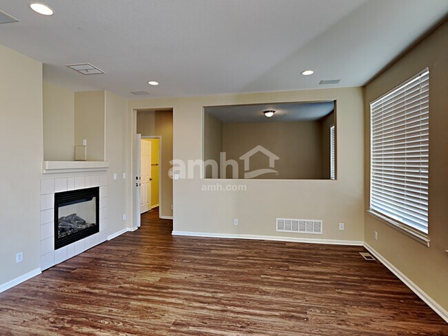Foto del edificio - 5525 N Kittredge Street