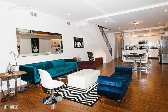 Foto del edificio - 33 W 9th St