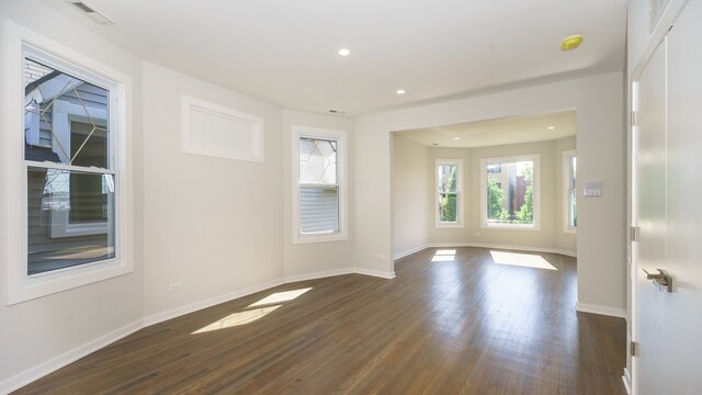 Foto del edificio - 3566 W Belden Ave