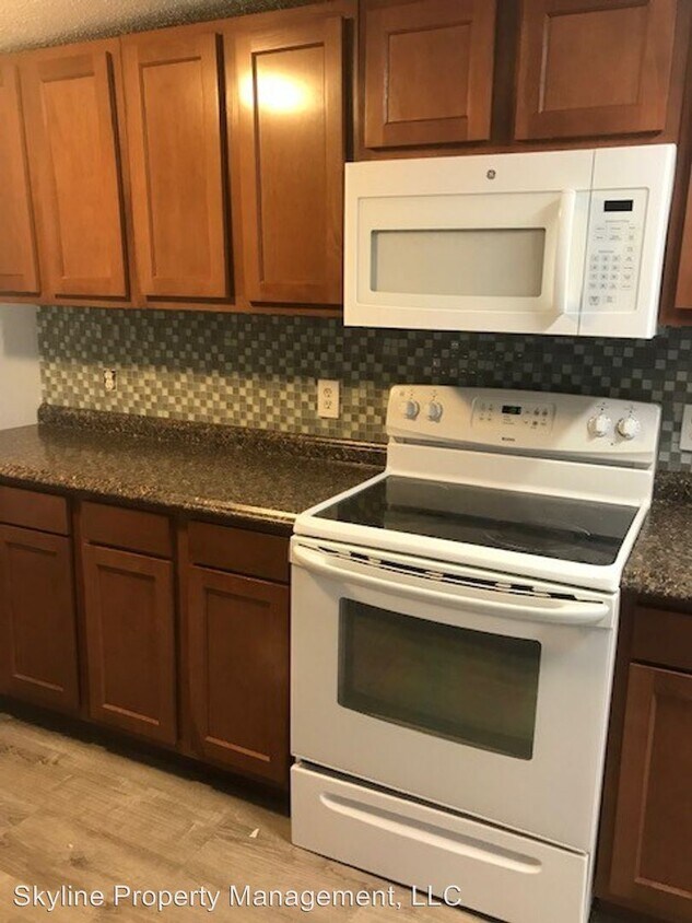 3 br, 1 bath House 42 Spring Brook Road House Rental in Waterbury