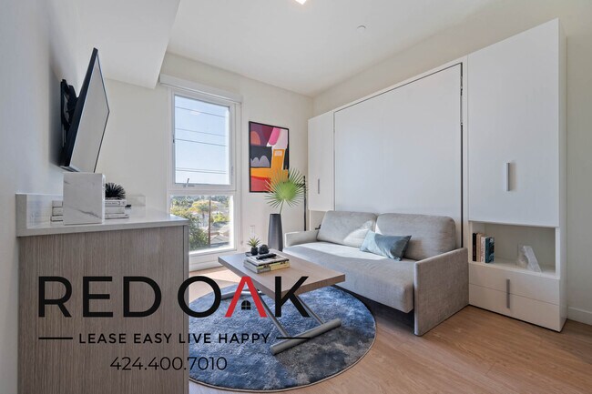 Building Photo - ~4 Weeks FREE~ Furnished, Luxury Bachelor ...