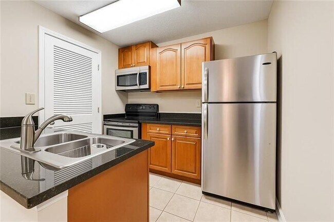Foto del edificio - 424 Granville Ct