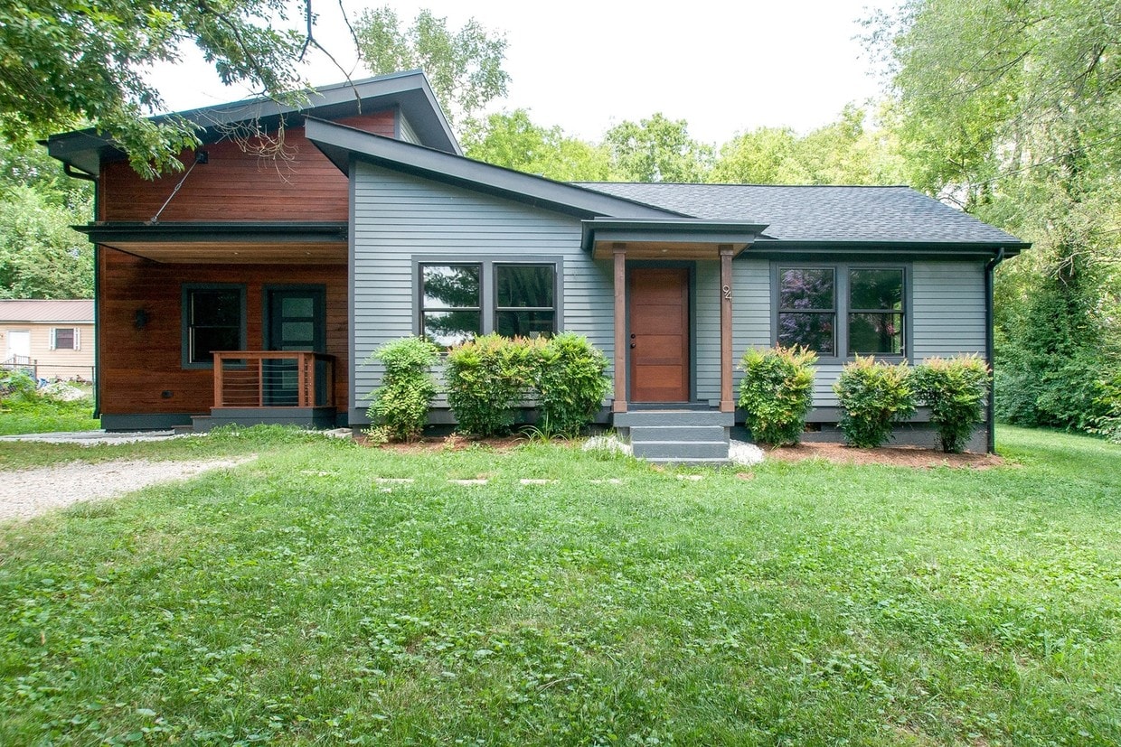 Custom Home in Woodbine House for Rent in Nashville, TN