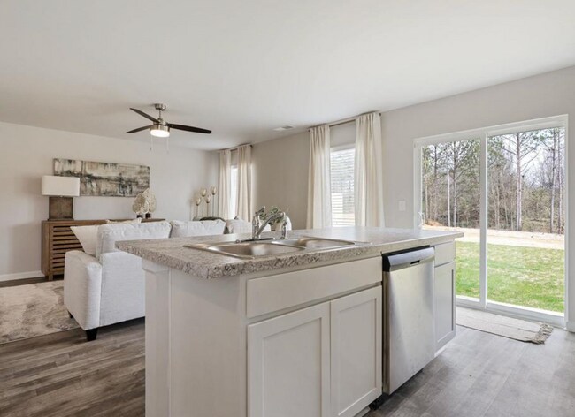 Foto del edificio - Brand new townhome- 3 bed & 2.5 bath