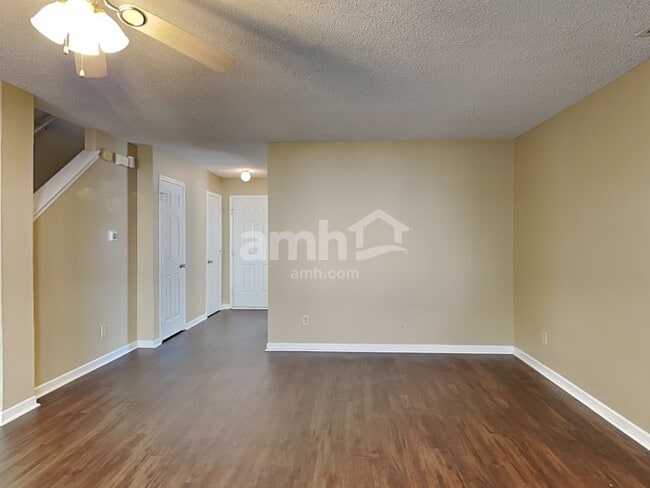 Building Photo - 10046 Sapphire Berry Ln