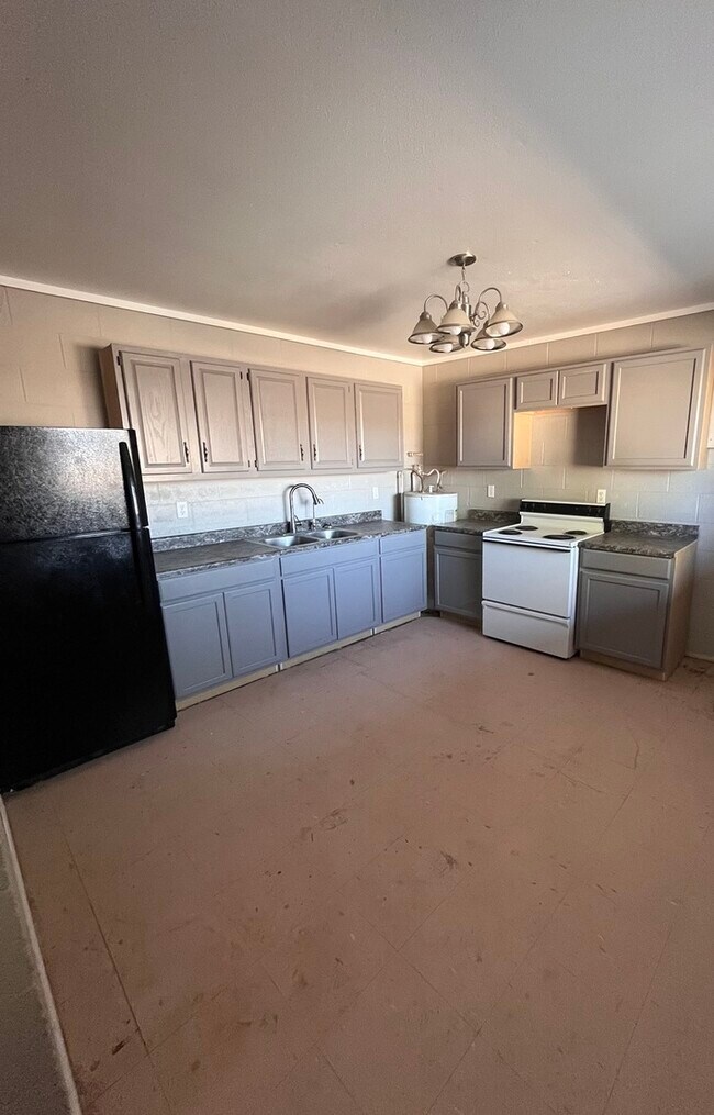 Building Photo - 8728 Old U.S. 30