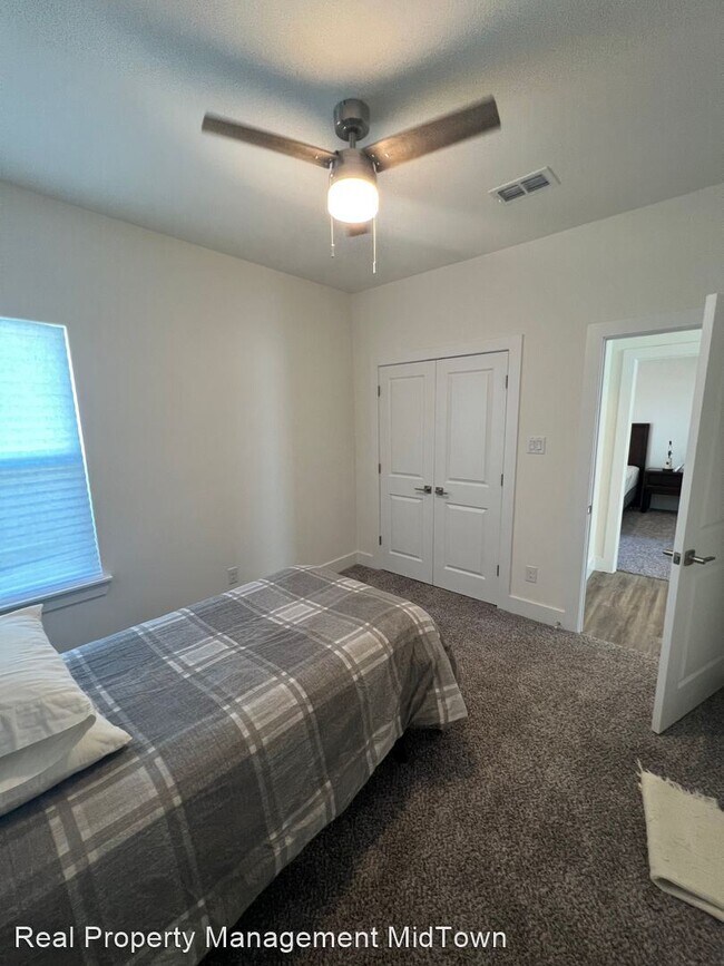 Foto del edificio - 4 br, 2 bath House - 929 E Tucker St