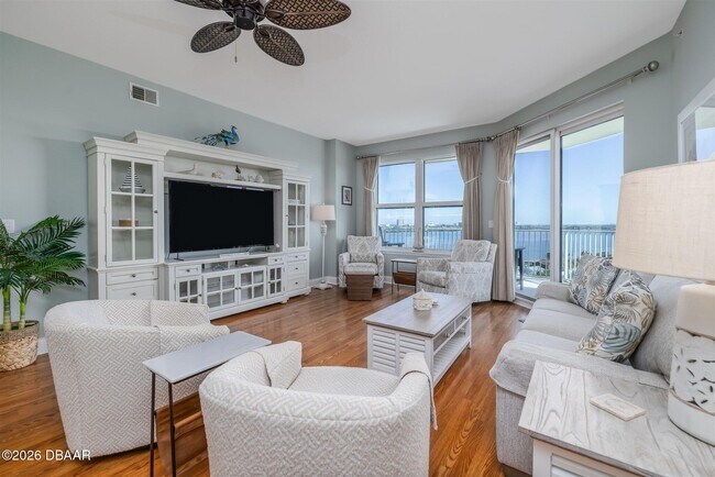 Foto del edificio - 2801 S Ridgewood Ave