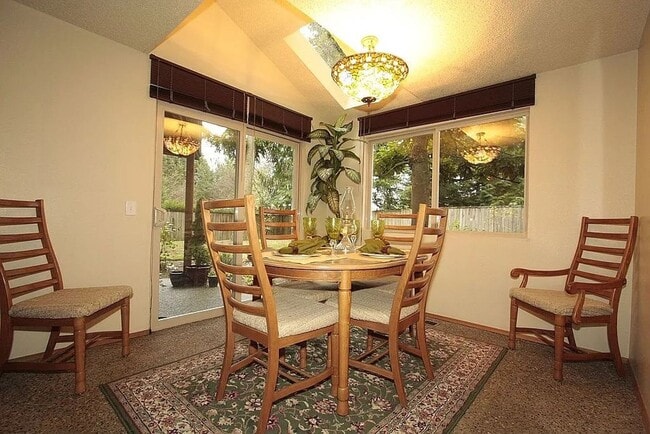 Foto del edificio - 4Bd/2.5Ba Kirkland House