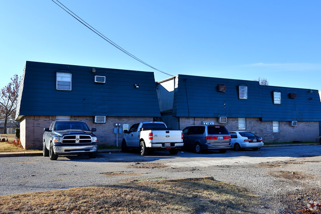 Building Photo - Purcell Park Apartments