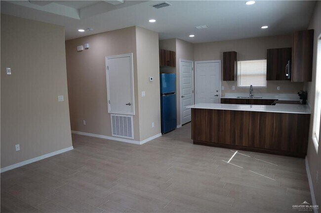 Foto del edificio - 2914 W Driftwood St