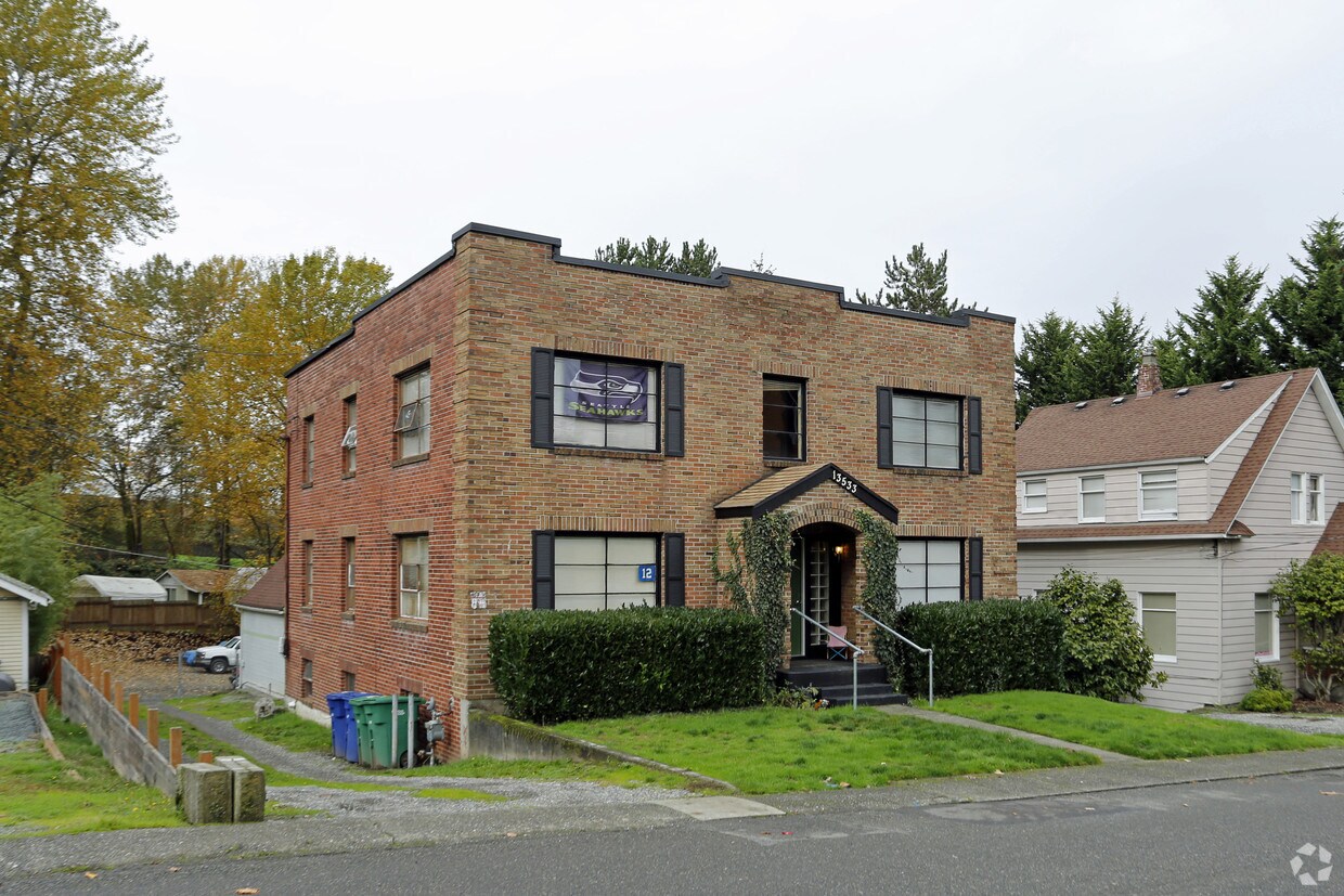 Primary Photo - 13533 52nd Ave S