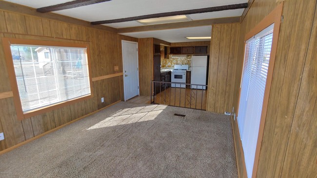 Building Photo - 8784 E Tracy Dr