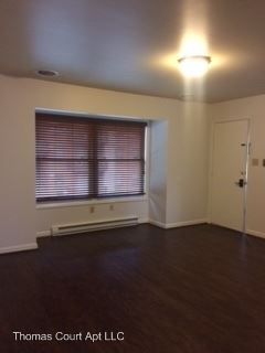Foto principal - 801 Thomas Ct