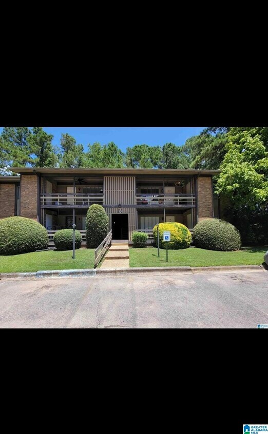 Foto principal - 3101 Lorna Rd