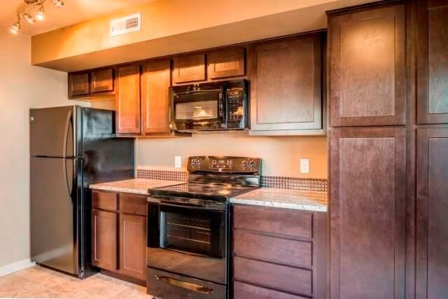 Foto del edificio - 3423 N Centrepoint Way