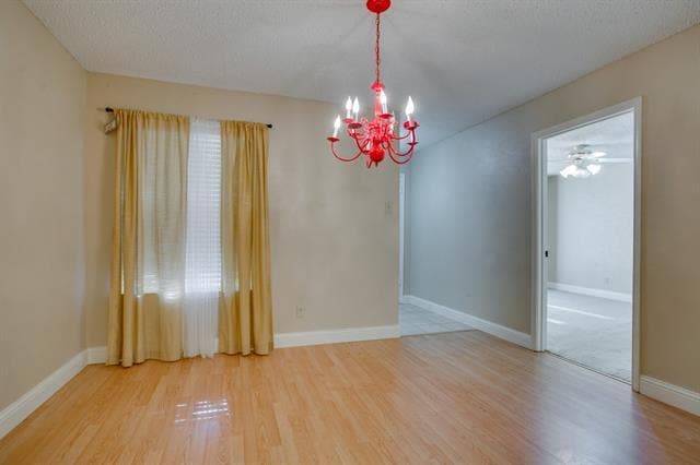Foto del edificio - 822 Creekside Dr