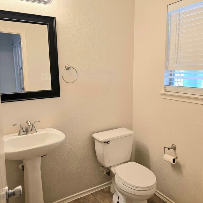 Foto del edificio - 12034 Madison Oak St