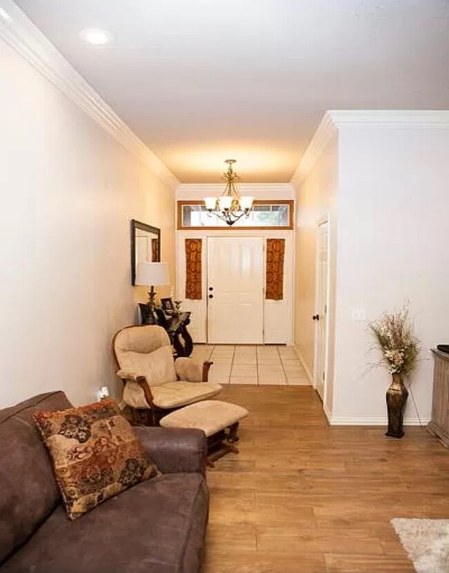 Foto del edificio - Available July 1st! 3-Bedroom, 2-Bathroom ...