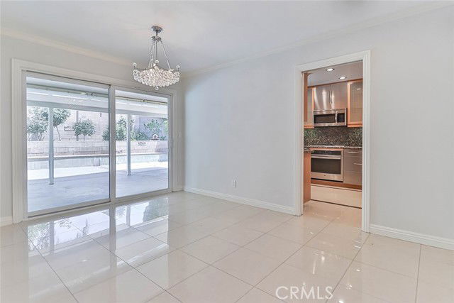 Foto del edificio - 19051 Los Alimos St