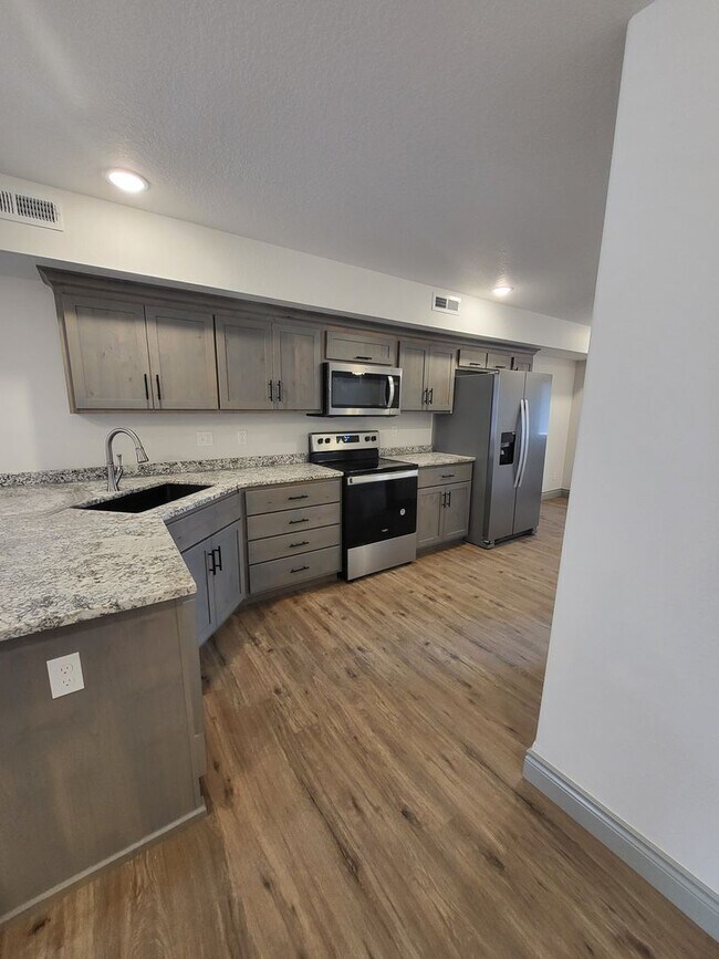 Building Photo - Brand new and ready to make your home!