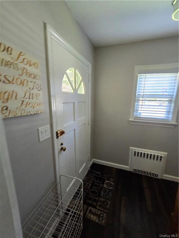 Foto del edificio - 48 Halladay Ave