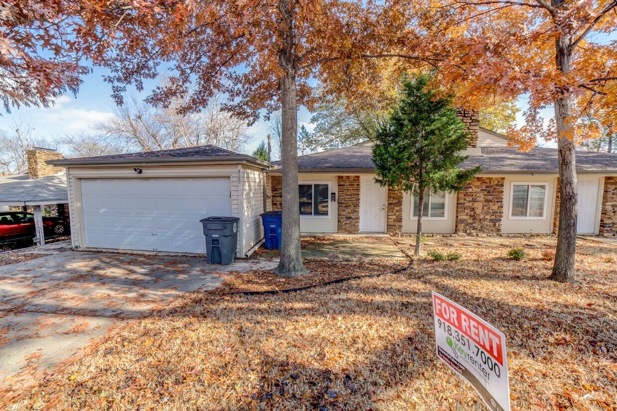 3257 S Hudson Ave Unit 3257, Tulsa, OK 74135 Room for Rent in Tulsa