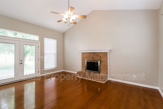 Building Photo - 1194 Creekstone Dr