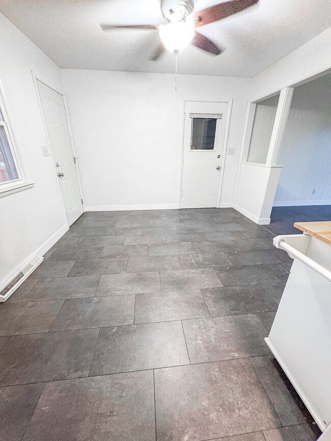 Foto del edificio - 1521 Thompson St