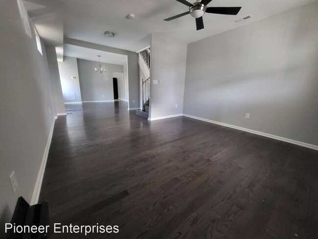 Building Photo - 3 br, 1 bath House - 1222 Bonaparte Ave