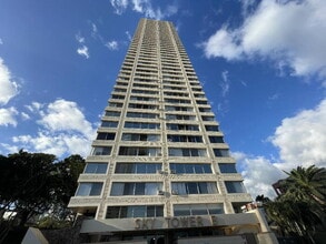 Building Photo - 1060 Kamehameha Hwy