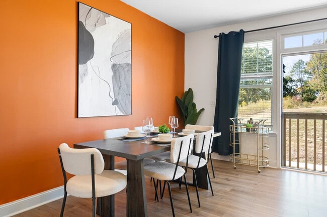 Foto del edificio - 4118 Bunker Dr