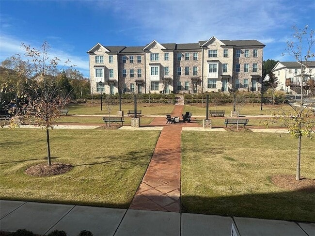 Building Photo - 4405 Sims Pk Overlook