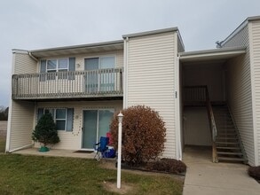 Building Photo - 217 Tanglewood Dr