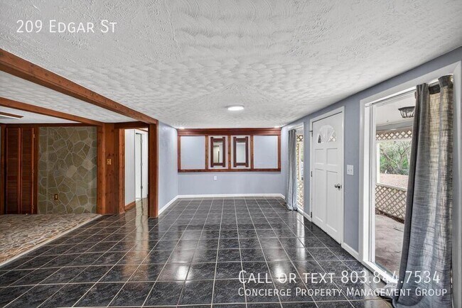 Foto del edificio - 209 Edgar St