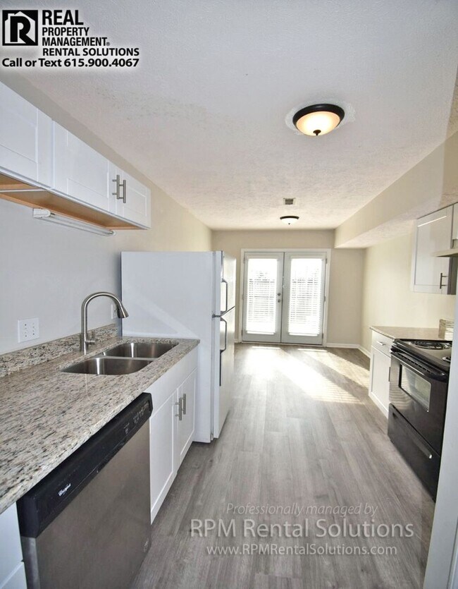 Foto del edificio - Wonderful 3BR/2BA duplex 1 minute from MTSU!