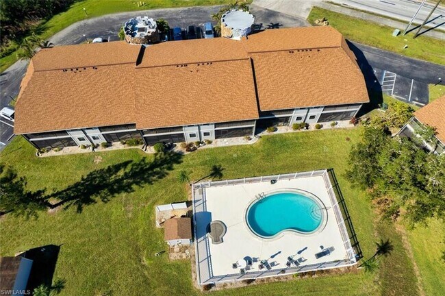 Foto del edificio - Newly renovated 2 bedroom 2 bathroom 1st f...