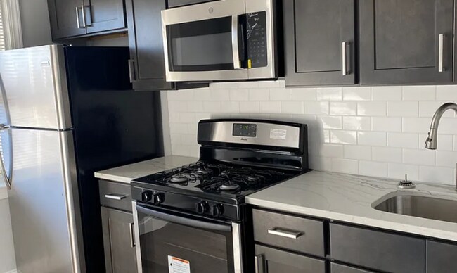 Foto del edificio - 6320 Magnolia St