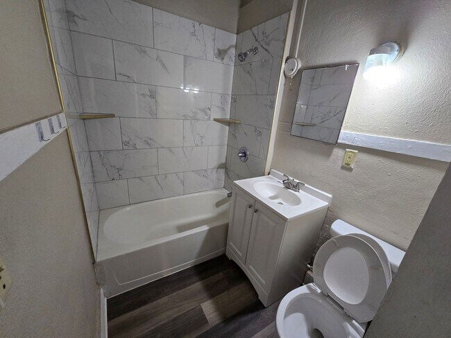 Foto del edificio - 1512 Jones St