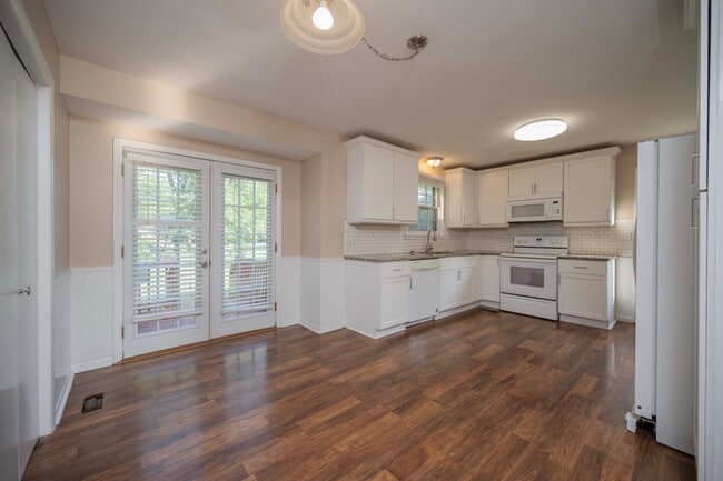 Photo - 408 Wheeler Ave House