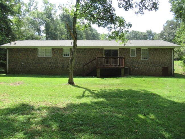 Foto del edificio - 55 Greenwood Ln