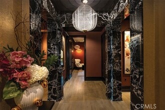 Building Photo - 1447 Santa Barbara Dr