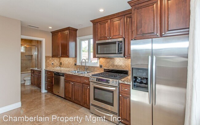 Foto del edificio - 1 br, 1 bath House - 1825 McCauley Lane