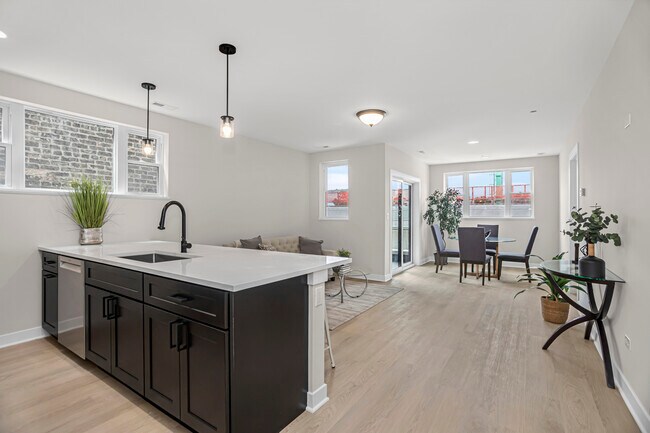 Foto del edificio - 5416 N Winthrop Ave